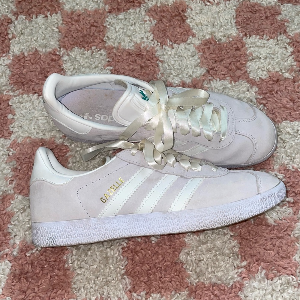Adidas Gazelle light purple/white trainers sneakers with ribbon laces 8.5